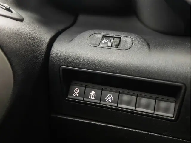 Citroën Berlingo 1.2 PureTech Shine 2018 Benzine 23