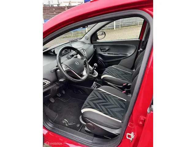Lancia Ypsilon 1.2 Fire Evo Gold 2016 Benzine 5