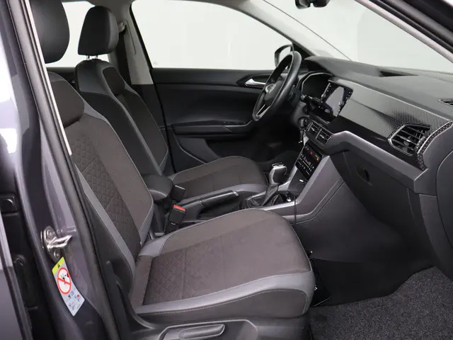 Volkswagen T-Cross 1.0 TSI Style 2022 Benzine 23