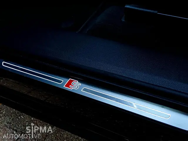 Audi e-tron Quattro S-Line/71kWh/56dkm/50 2021 Elektrisch 14