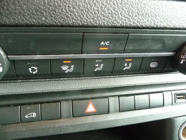 Peugeot Expert 2.0 BlueHDI 145 Long Premium 2022 Diesel 19