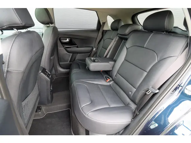 Kia Niro 1.6 GDi PHEV ExecutiveLine 2022 Hybride Benzine 10
