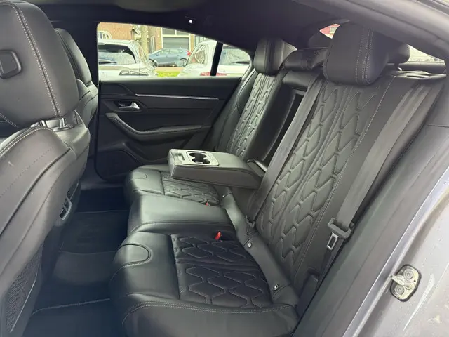Peugeot 508 1.6 HYbrid 225 GT 2024 Hybride Benzine 17
