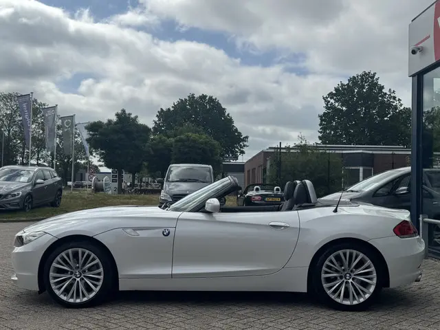 BMW Z4 Roadster sDrive20i Executive 2012 Benzine 7