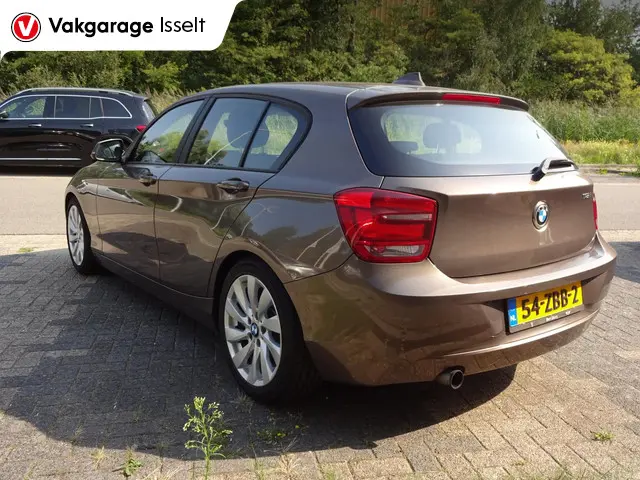 BMW 1 Serie 118i Business AUTOMAAT 2012 Benzine 4