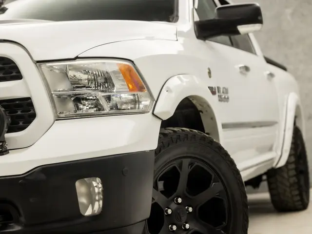 Dodge Ram 1500 5.7V8 Crew Cab 5'7 2016 LPG/Gas 18