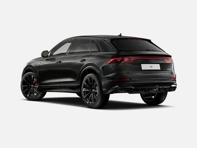 Audi Q8 2
