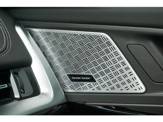 BMW X1 xDrive25e 2025 Hybride Benzine 32
