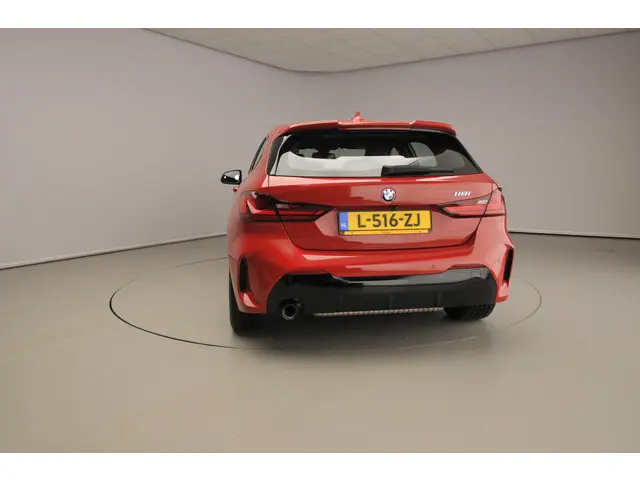 BMW 1 Serie 5-deurs 118i 2021 Benzine 3