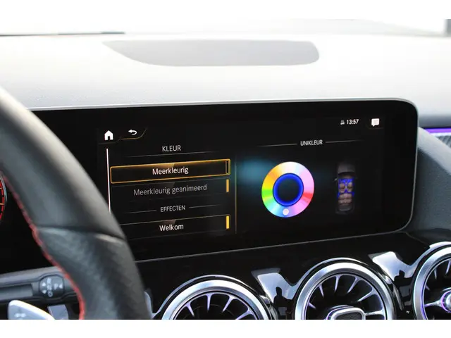 Mercedes-Benz B-Klasse 180 AMG 2019 Benzine 8