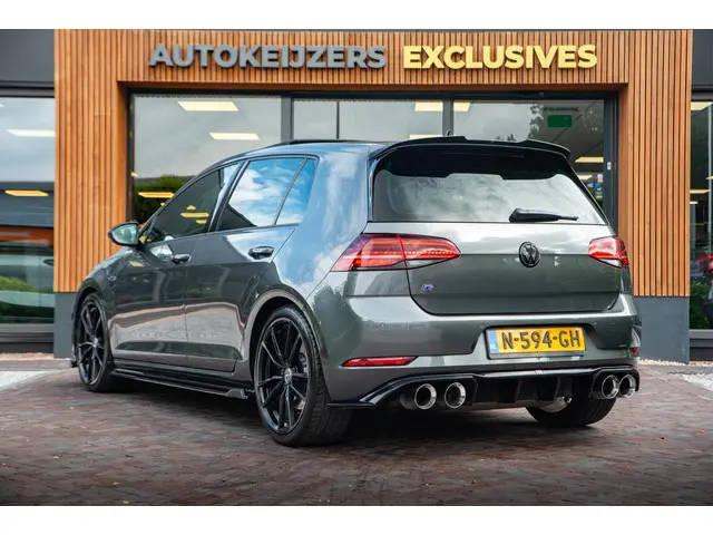 Volkswagen Golf 2.0 TSI 4Motion R 2017 Benzine 5