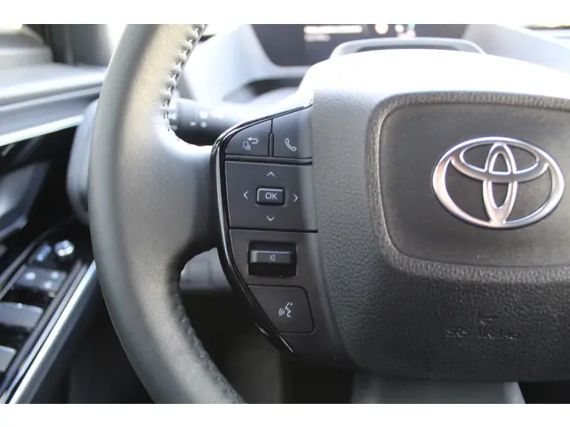 Toyota bZ4X Dynamic 71 kWh 2024 Elektrisch 27