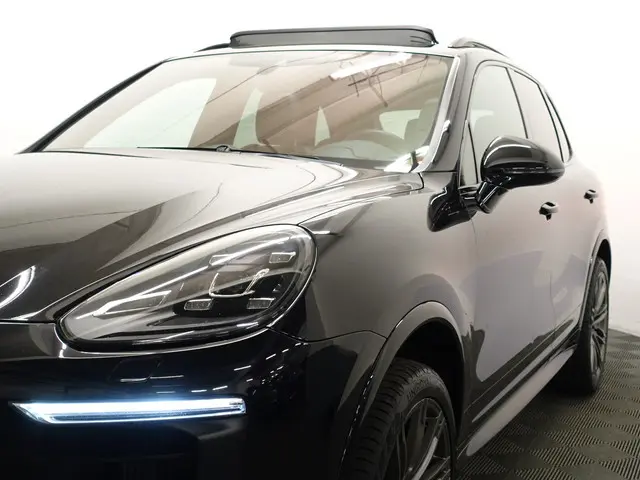 Porsche Cayenne 3.0 D Sport Chrono 310Pk Aut- 2017 Diesel 32