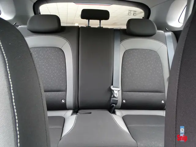 Hyundai Kona 1.6 GDI HEV Comfort 2020 Hybride Benzine 10