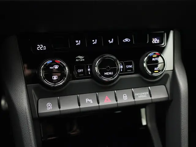 Škoda Karoq 1.5TSI/150PK ACT Sportline DSG 2025 Benzine 27