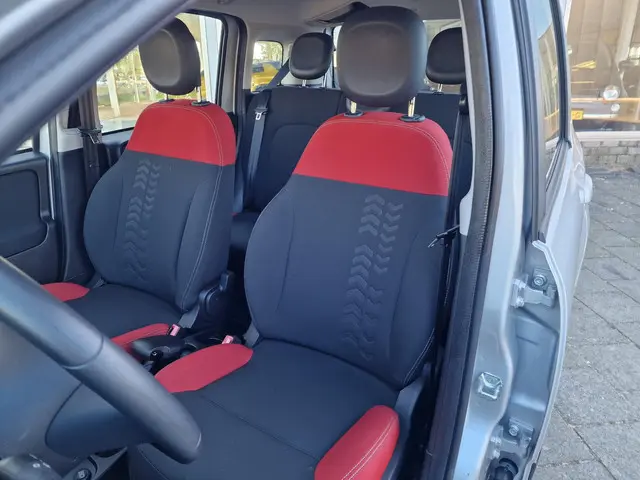 Fiat Panda 1.2 Popstar 2017 Benzine 18