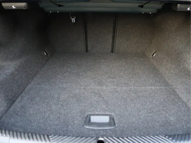 BMW i5 M60 xDrive 84 kWh 2023 Elektrisch 103