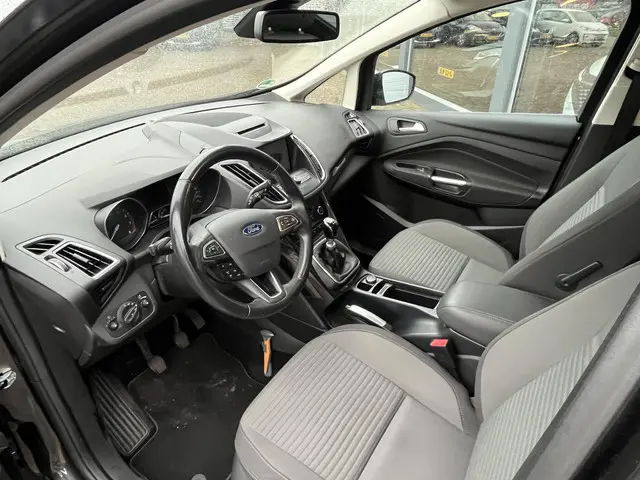 Ford C-MAX 1.0 Titanium 2017 Benzine 3