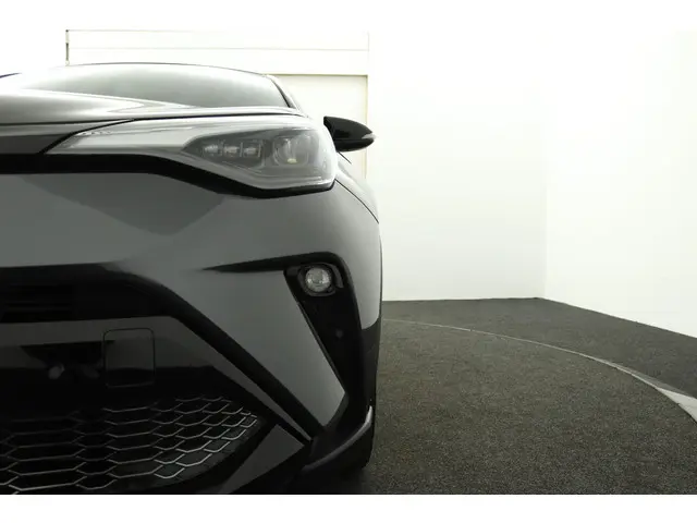 Toyota C-HR 2.0 Hybrid GR-Sport 2022 Hybride Benzine 34