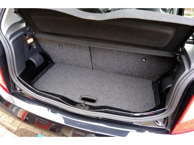 SEAT Mii 1.0 Style Intense 5-drs *45.378km* 2019 Benzine 10