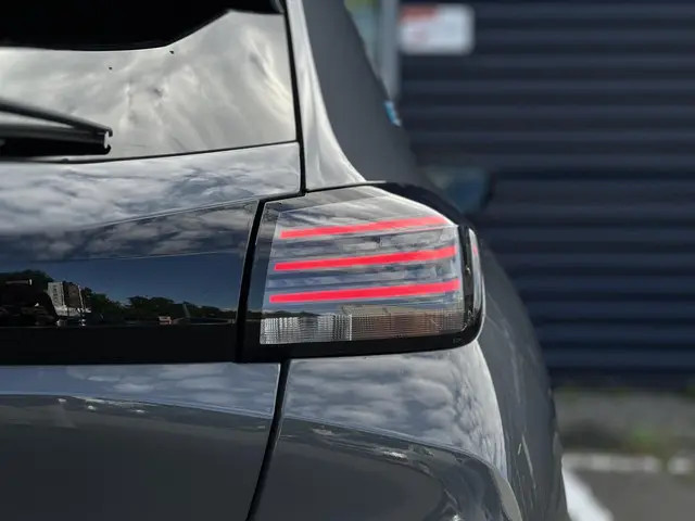 Peugeot e-208 EV Allure 51 kWh 2024 Elektrisch 8