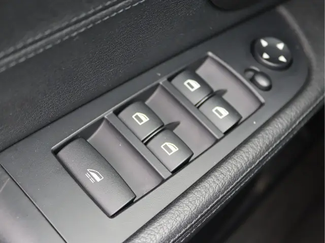 BMW Z4 Roadster sDrive18i 2013 Benzine 25