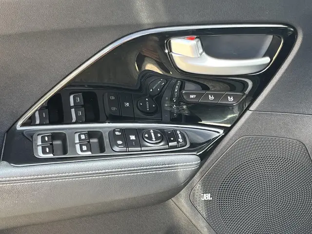 Kia e-Niro ExecutiveLine 64 kWh 2019 Elektrisch 16