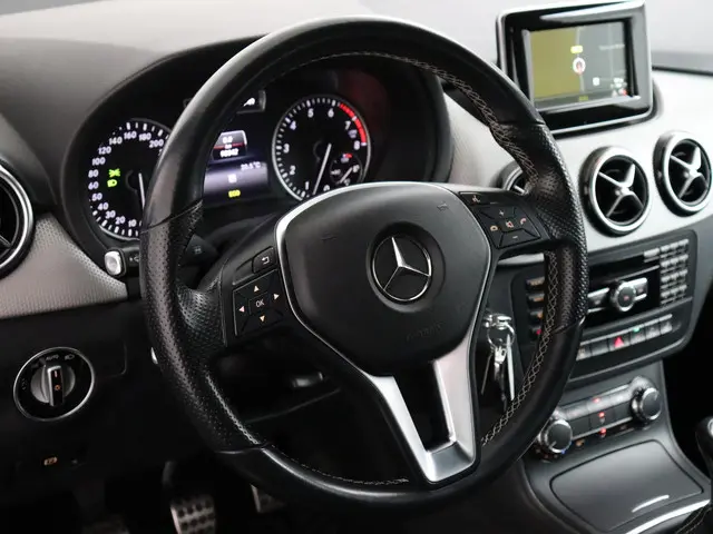 Mercedes-Benz B-Klasse 180 Prestige 2014 Benzine 15