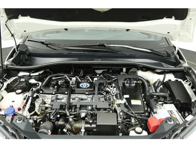 Toyota C-HR 1.8 Hybrid Style 2021 Hybride Benzine 35