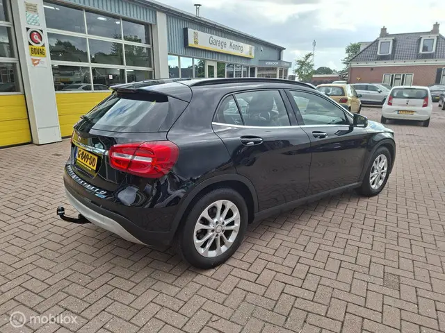 Mercedes-Benz GLA 180 Ambition 2017 Benzine 3