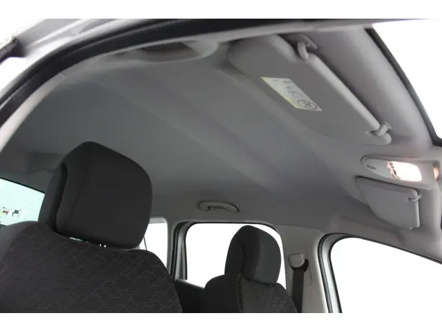 Peugeot 3008 1.2 PureTech Style 2016 Benzine 21