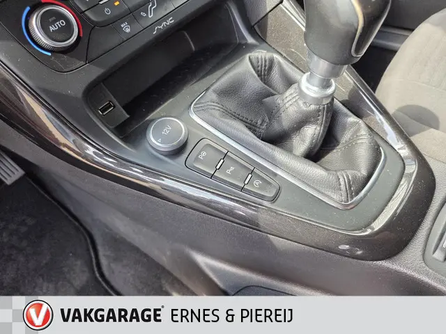 Ford Focus Wagon 1.0 ST LINE 2015 Benzine 23