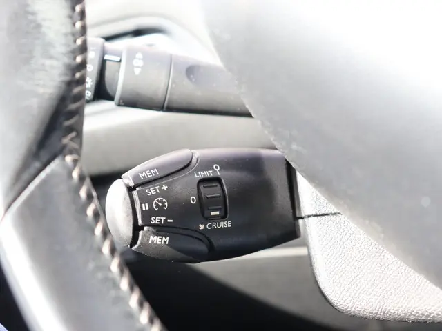 Peugeot 308 SW 1.6 BlueHDI Blue Lease Pack 2015 Diesel 16