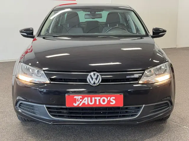 Volkswagen Jetta 1.4 TSI Hybrid 2013 Hybride Benzine 8