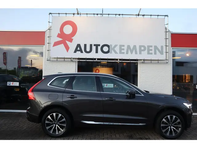 Volvo XC60 2.0 B4 INSCRIPTION 2023 Hybride Diesel 35