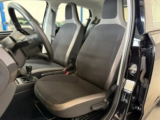 Volkswagen up! 1.0 high up! BlueMotion 2015 Benzine 11