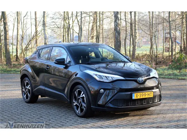 Toyota C-HR 1.8 Hybrid Dynamic 2023 Hybride Benzine