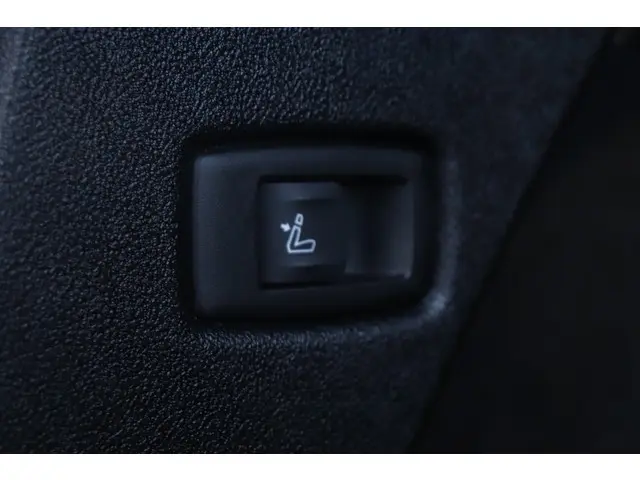 BMW 5 Serie Touring 530e M-Sport 2024 Hybride Benzine 29