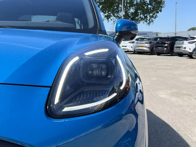 Ford Puma 1.0 EcoBoost Hybrid ST-Line X 2025 Benzine 4