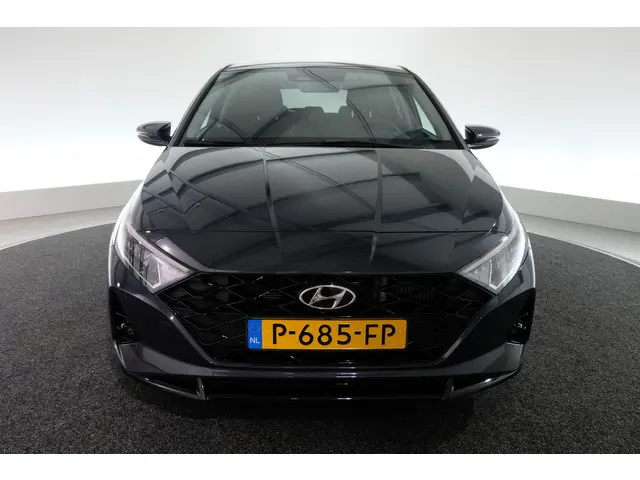 Hyundai i20 1.0 T-GDI Premium 2022 Hybride Benzine 23