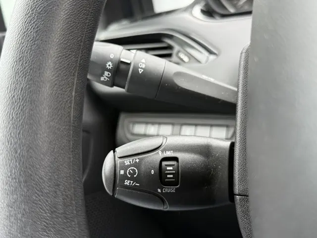 Peugeot 208 1.2 PureTech Like 2018 Benzine 14