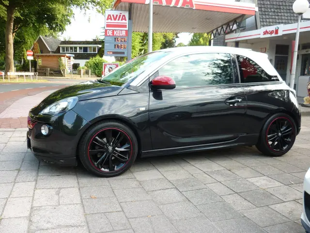 Opel ADAM 1.4 Slam,airco,halfleder,17inch,nap. 2013 Benzine 3