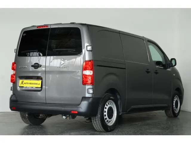 Peugeot Expert 2.0 BlueHDI 145 Standard 2023 Diesel 2