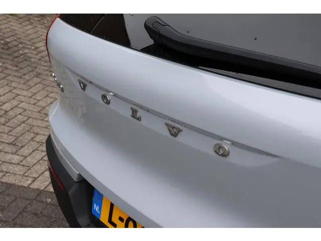 Volvo XC40 T5 Recharge R-Design 2021 Hybride Benzine 34