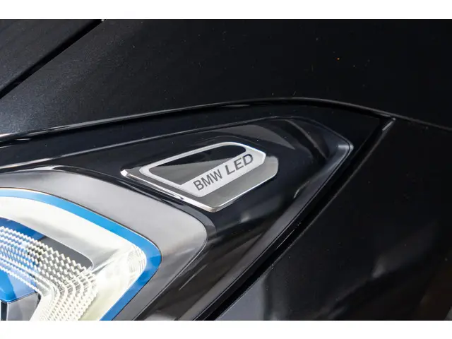 BMW 3 Serie Touring 320e 2024 Hybride Benzine 16