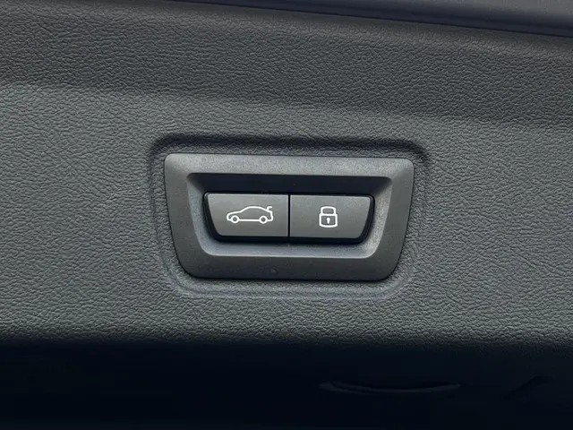BMW i4 eDrive35 70 kWh 2024 Elektrisch 16