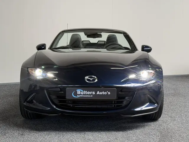 Mazda MX-5 2
