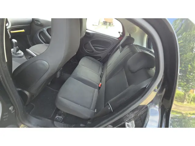 Smart Forfour 1.0 Pure 2016 Benzine 31