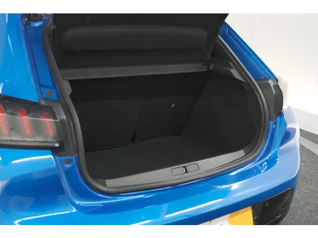 Peugeot 208 PureTech 100 GT 2021 Benzine 65