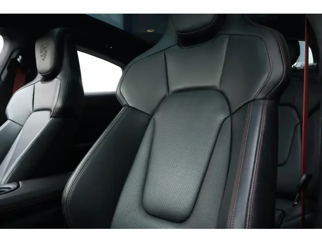 Porsche Taycan GTS 93 kWh 2023 Elektrisch 16